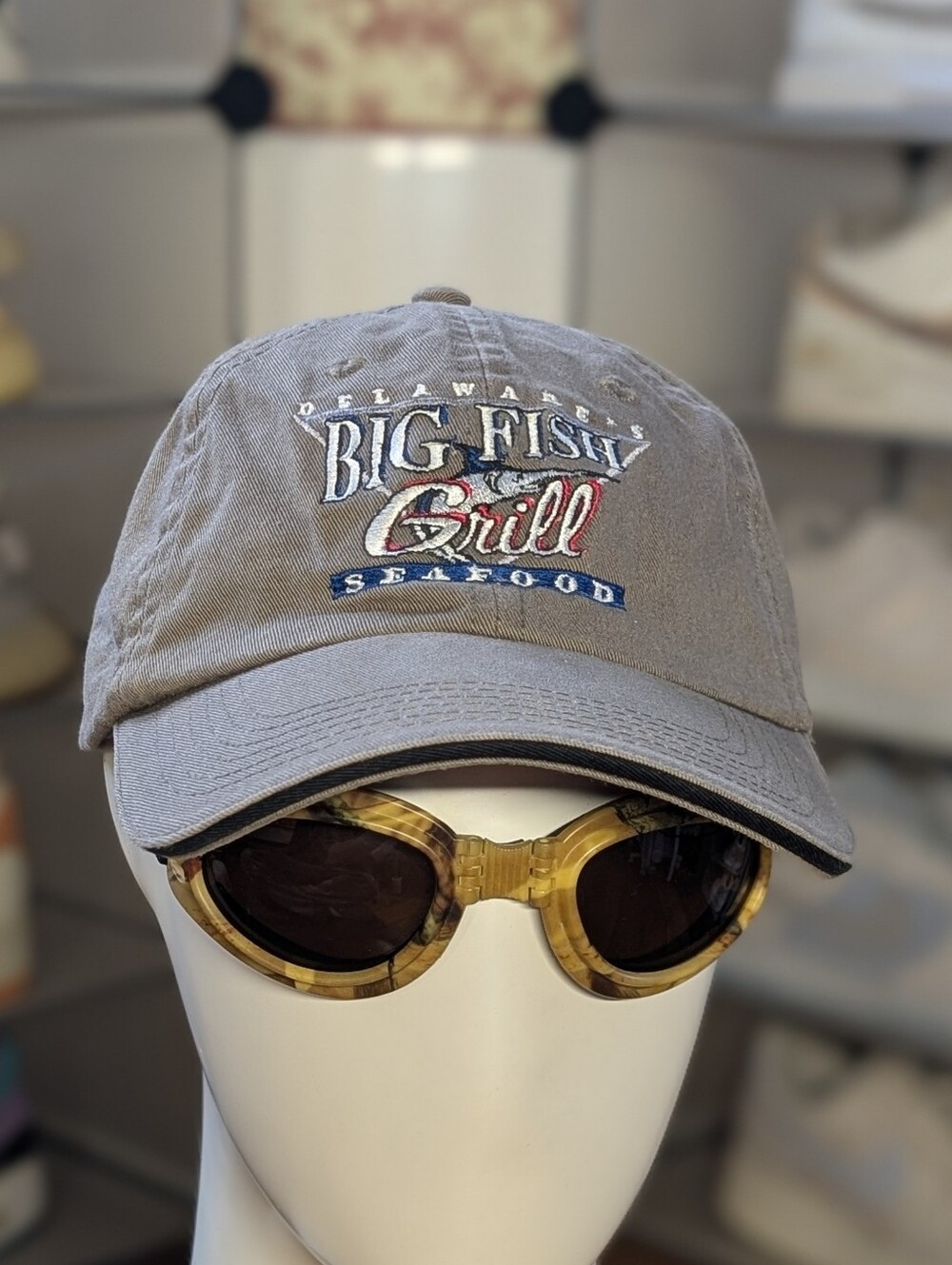 Big Fish Grill Retro Beach Hat (OS)